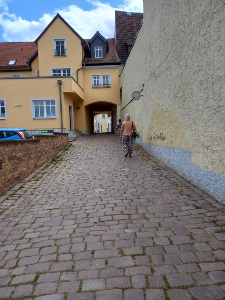 Lommatzsch-Weg zum Marktplatz