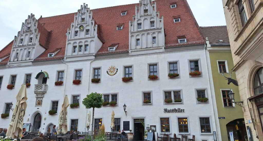 Meissen-Ratskeller mit Marktplatz