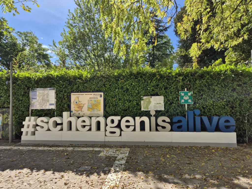Schengen (L)